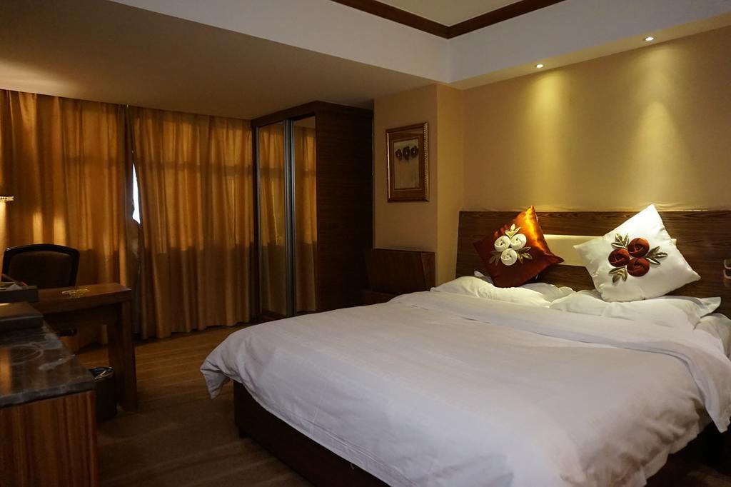 Bremen Holiday Hotel Harbin Exterior foto